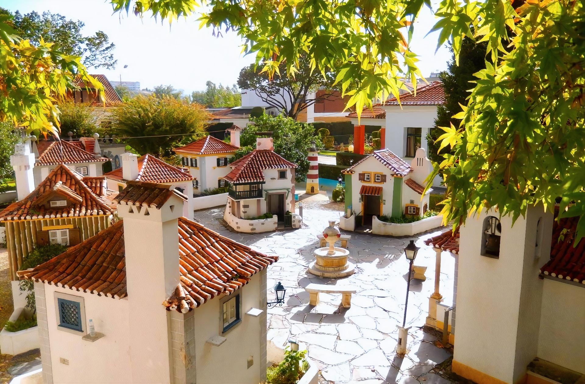 Vista general del área de Casas Regionais del parque. Foto: Portugal dos Pequenitos