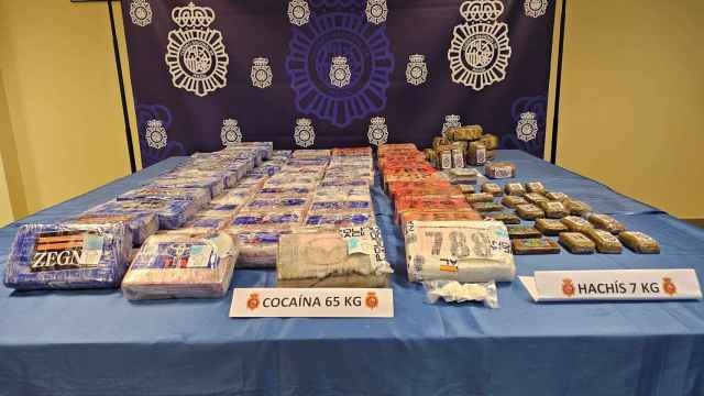 Material incautado en la operación antidroga en O Salnés.