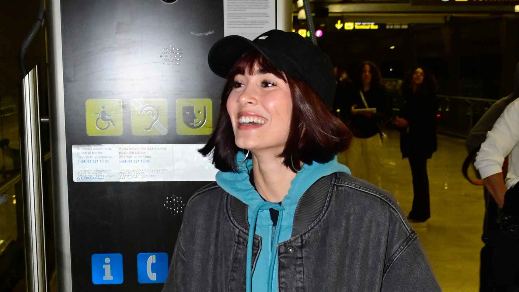 La cantante, sonriente, tras aterrizar en España procedente de su gira internacional.