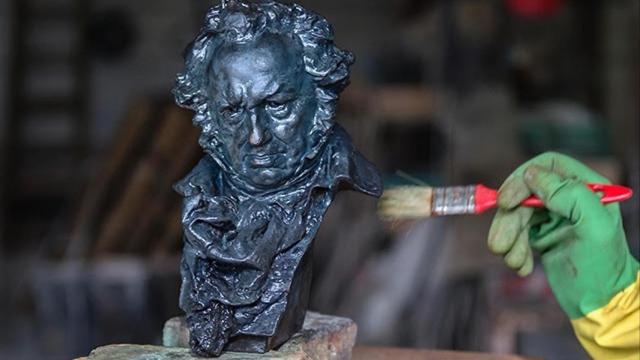 Estatuilla de los premios Goya.