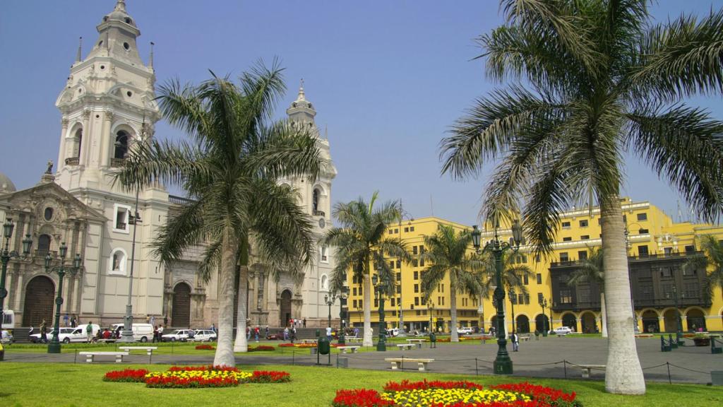 Plaza Mayor, Lima.