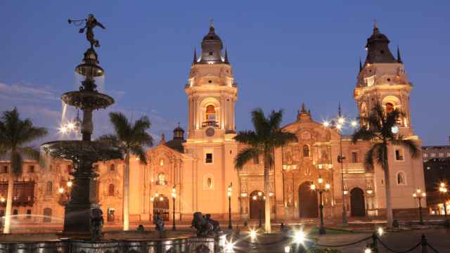 Plaza Mayor, Lima.