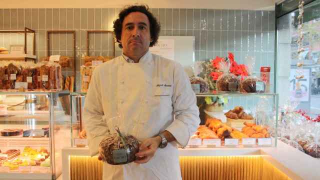 El chef pastelero Miguel Moreno abre en Madrid su taller artesanal Pan y Cacao.