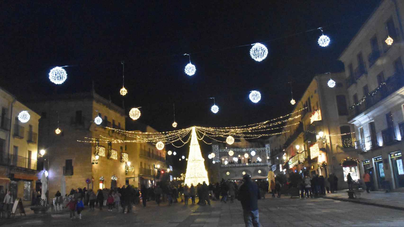 Iluminación de Navidad en Ciudad Rodrigo 2023