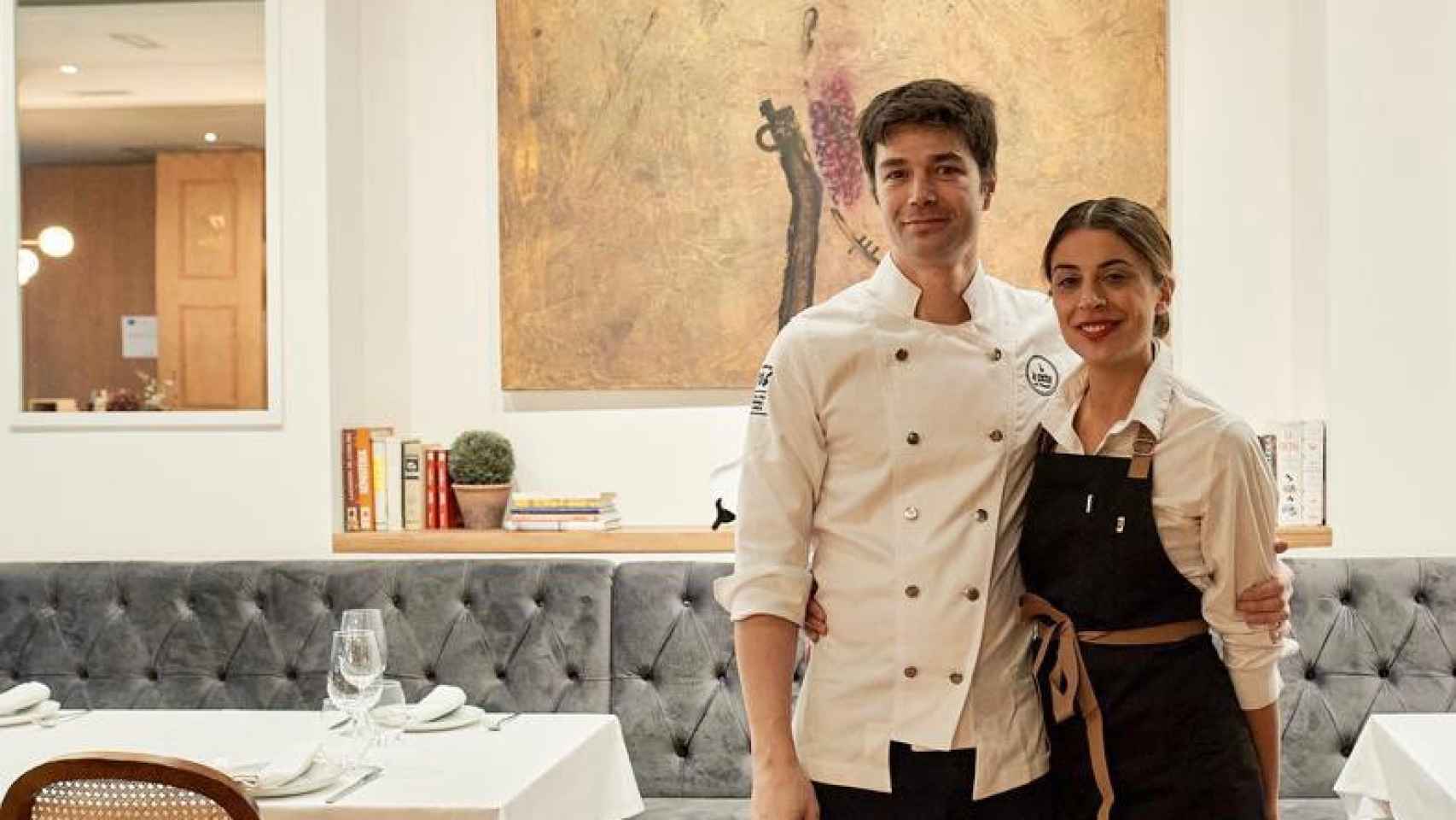 Manuel Soler y Esther Ovejero en su restaurante de Valladolid, recomendado por la Guía Michelin.