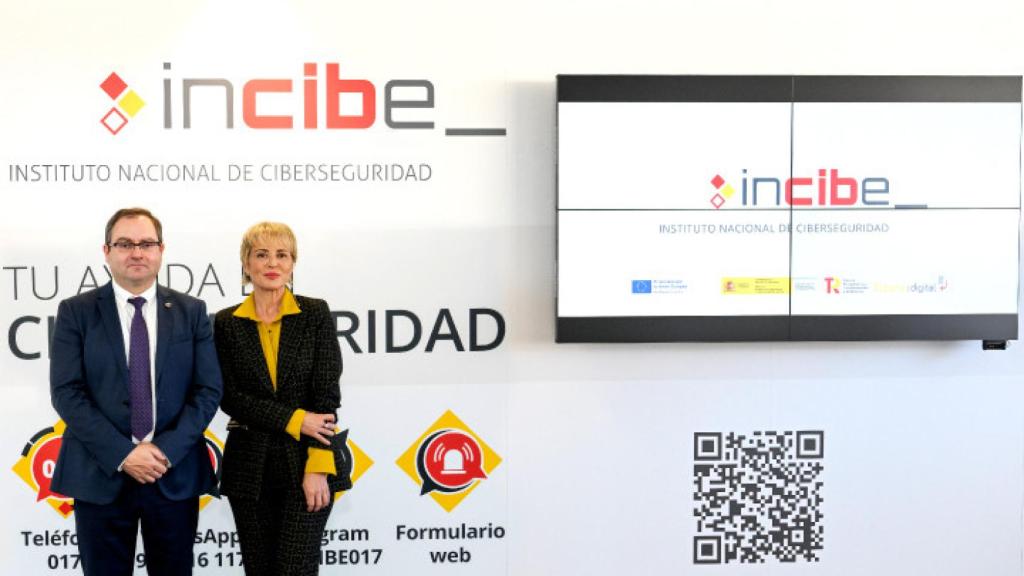 Félix Barrio, director general del Incibe, y Carme Artigas, secretaria de Estado de Digitalización e Inteligencia Artificial (IA), en la presentación del balance del Incibe de 2022.