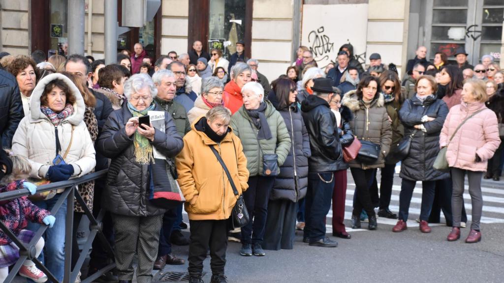 Miles de personas arropan a Concha Velasco en su último adiós