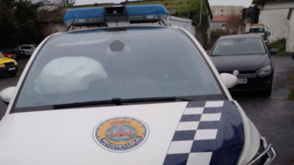 Detenidas dos personas tras una persecución por Ferrol y chocar contra un coche patrulla