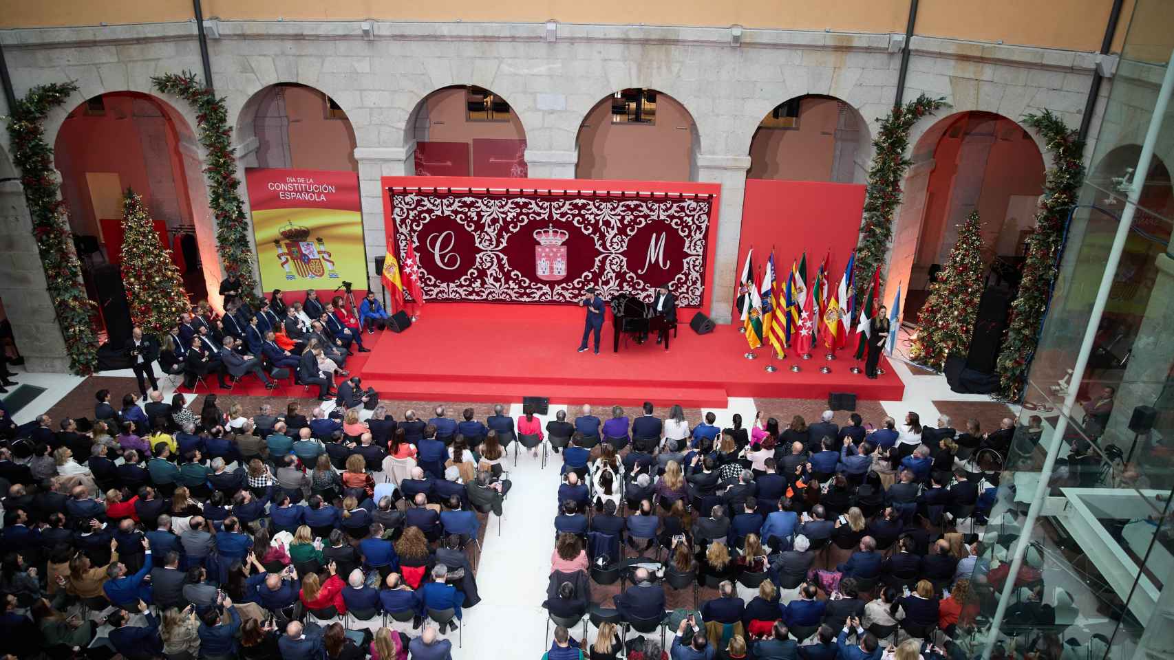 El cantante Abraham Mateo, participa en los actos conmemorativos del 45º aniversario de la Constitución Española, en la Real Casa de Correos, a 4 de diciembre de 2023, en Madrid (España).