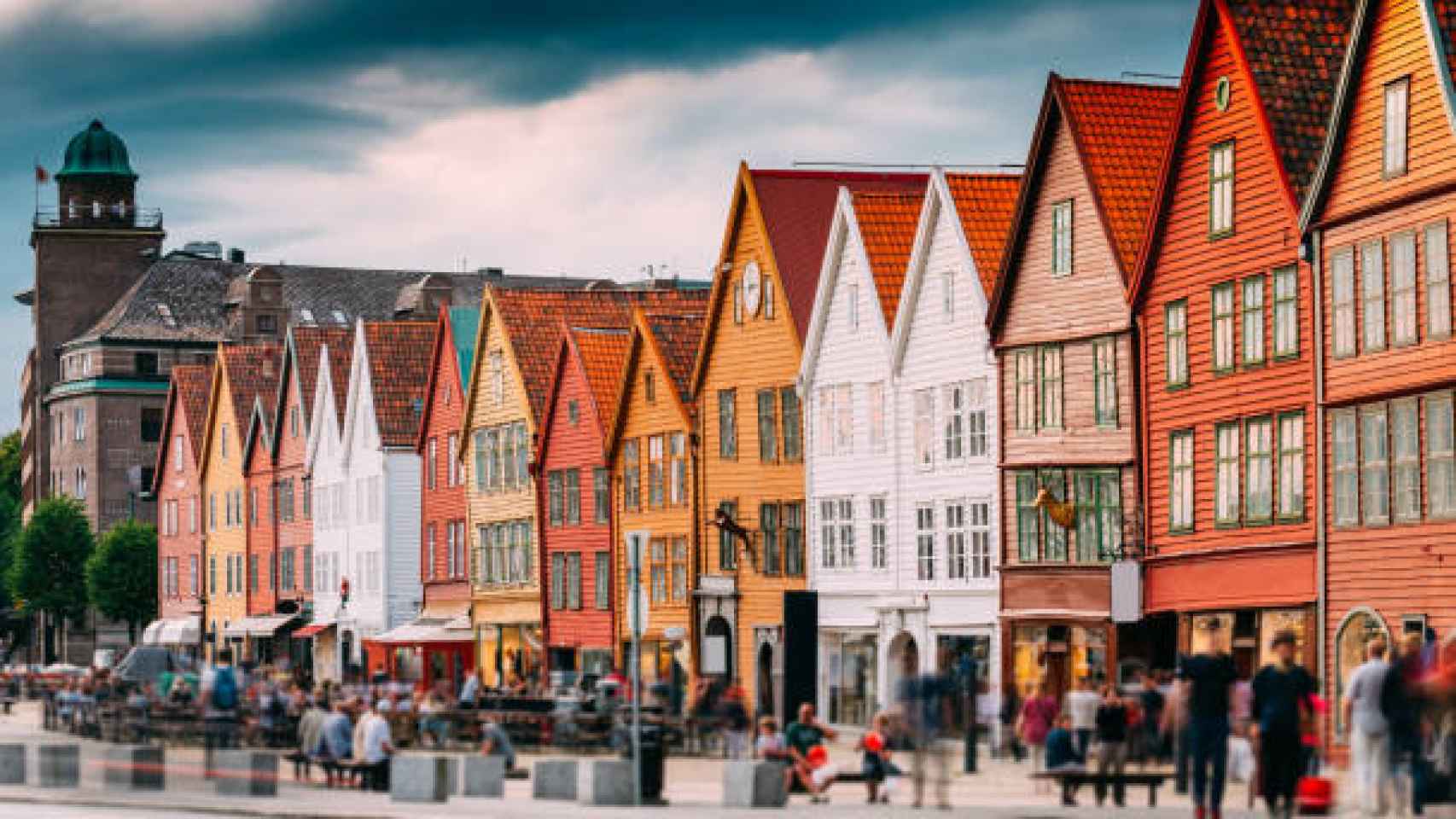 Imagen de un barrio típico de una ciudad de Noruega