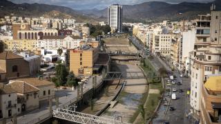 El viejo sueño de Málaga de coser el río Guadalmedina, algo más cerca: podrá cubrir parte del cauce