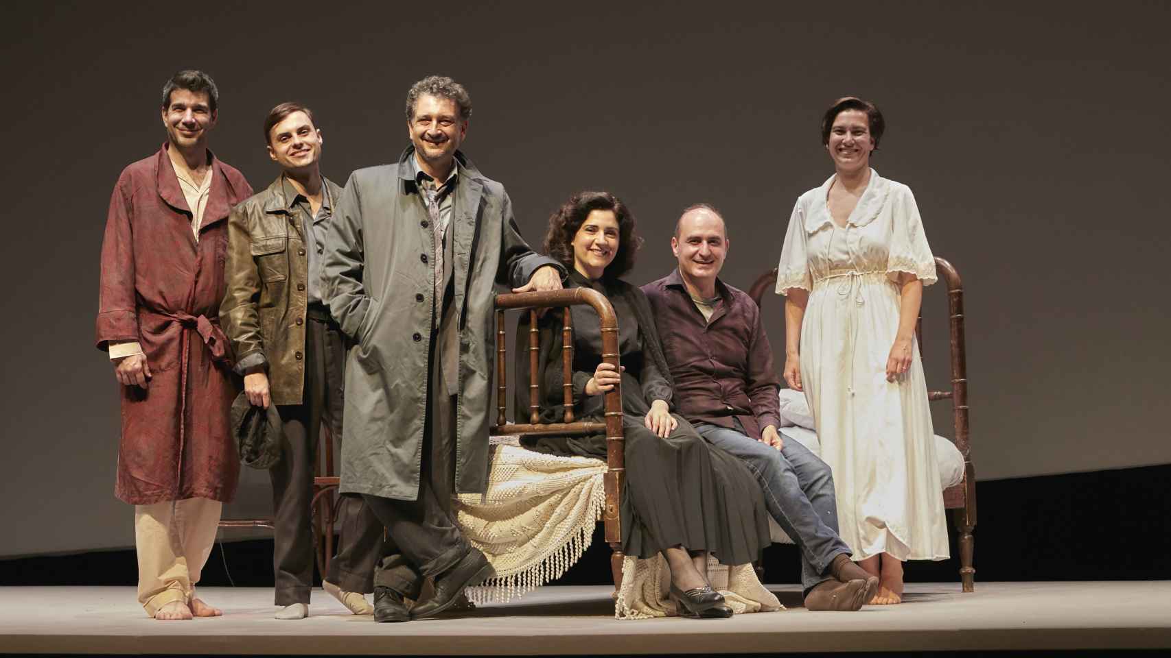 El elenco de 'Tránsito' (2021), de Jesús Torres. Foto: Jesús Ugalde