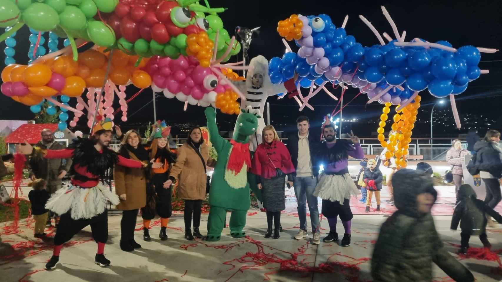 Un momento del encendido de las luces en Chapela.