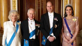 La familia real británica, fotografiada en la gala.