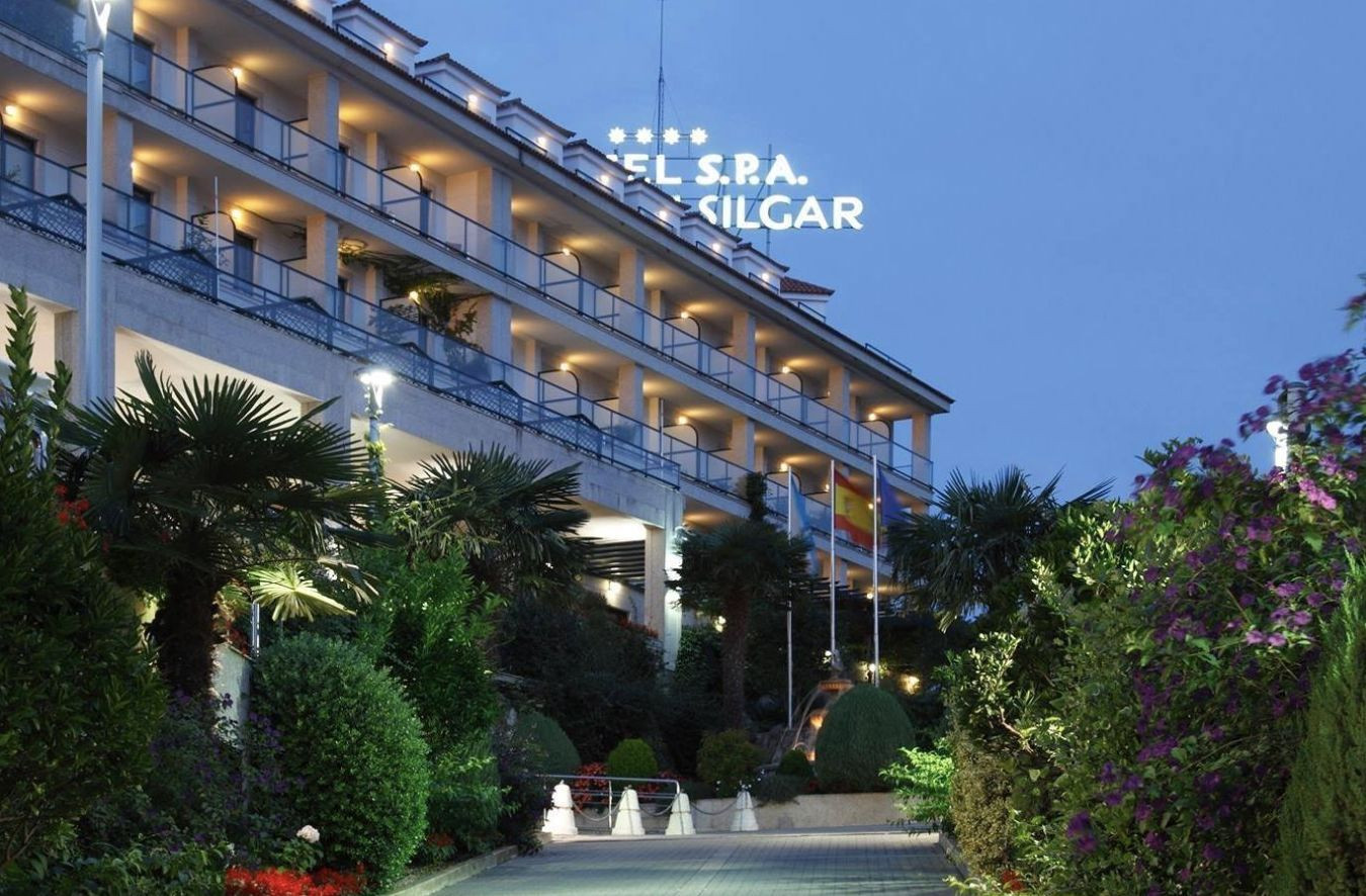 Entrada al Hotel Carlos I Silgar en Sanxenxo. Foto: Hotel Carlos I Silgar