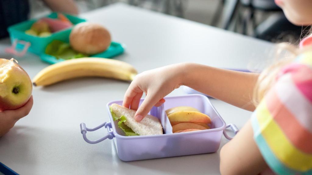 Educación amplía el programa de alimentación saludable a 51 colegios