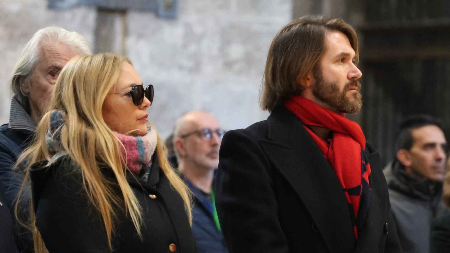 Diana Patricia, hija de Paco Marsó, junto a Manuel Martínez Velasco, en la catedral de Valladolid, el pasado domingo 3 de diciembre.