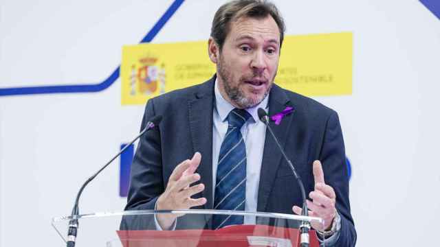 El ministro de Transportes y Movilidad Sostenible, Óscar Puente, en un acto celebrado el pasado mes de noviembre.