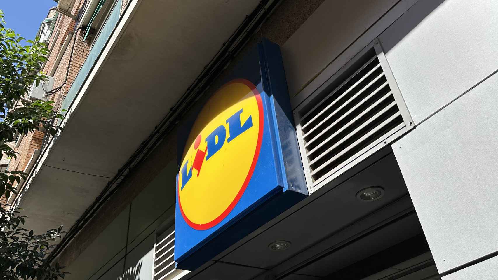 Logotipo de Lidl en una tienda