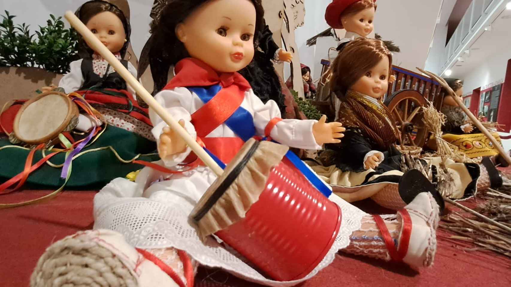 El belén con las muñecas más originales se dirige ya a este municipio de Valladolid