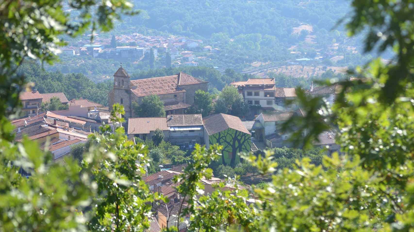 Paisaje de Villanueva del Conde desde las laderas de la Sierra de Francia