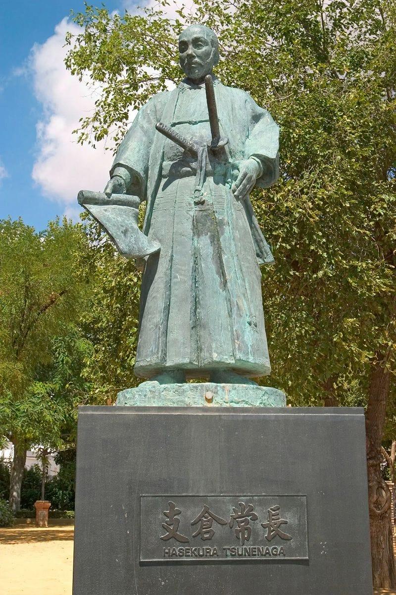 Estatua del samurái Hasekura Tsunenaga, en Coria del Río. https://www.traveler.es
