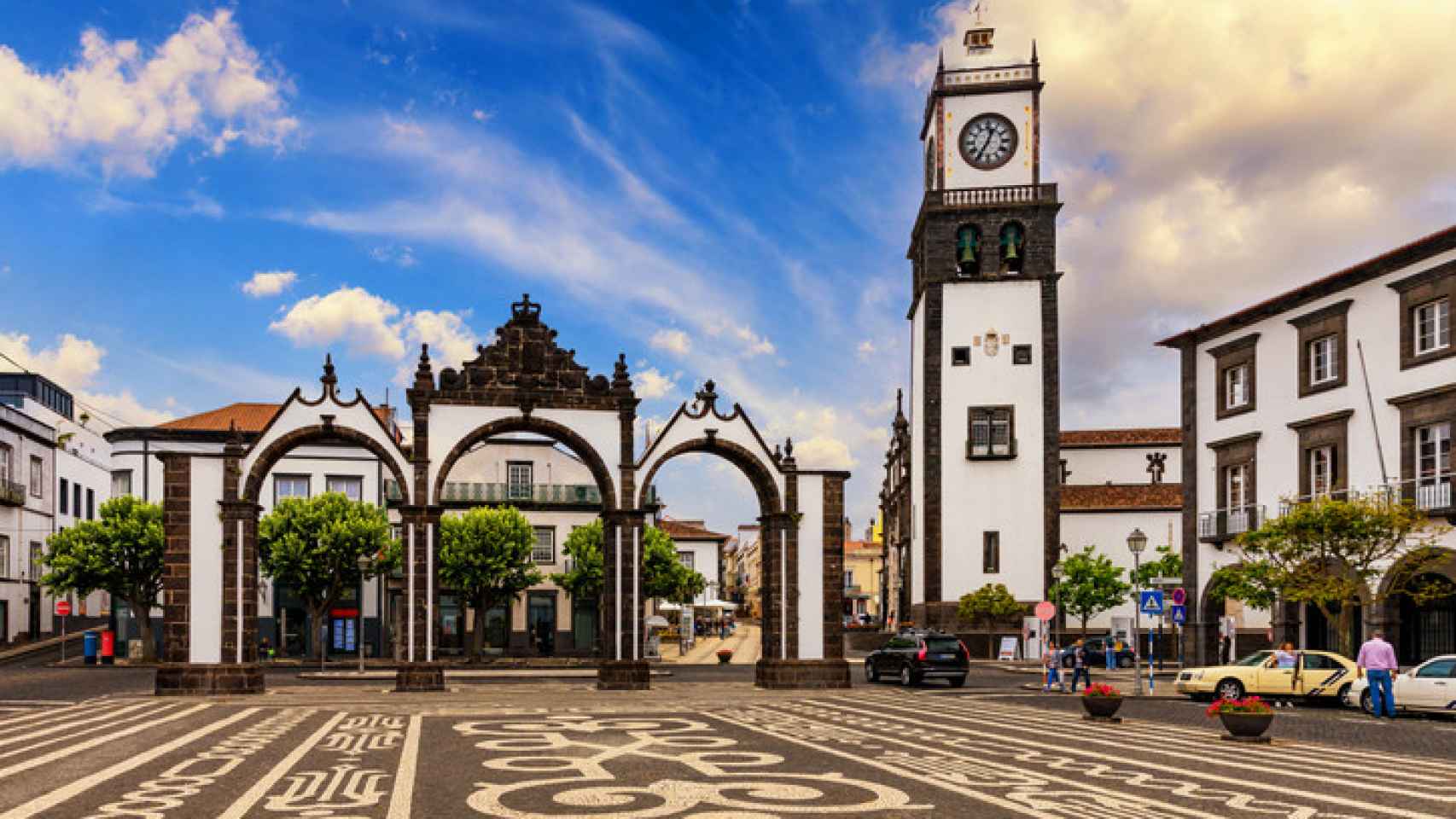 Portas da Cidade, el símbolo de la ciudad de Ponta Delgada en la isla de Sao Miguel en Azores.