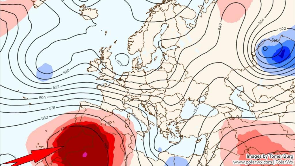 La masa de aire cálida que asciende desde el sur. @PolarWx