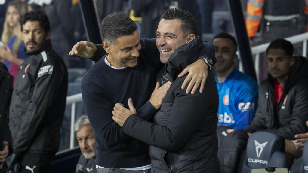 Míchel y Xavi Hernández, en el FC Barcelona - Girona