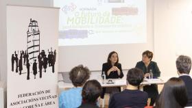 La alcaldesa de A Coruña, Inés Rey, interviene en una jornada sobre movilidad