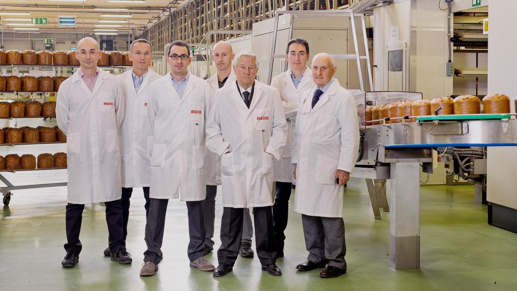 Dos generaciones de los Di Gennaro y los Brandani, las familias italianas tras el panettone de El Corte Inglés.