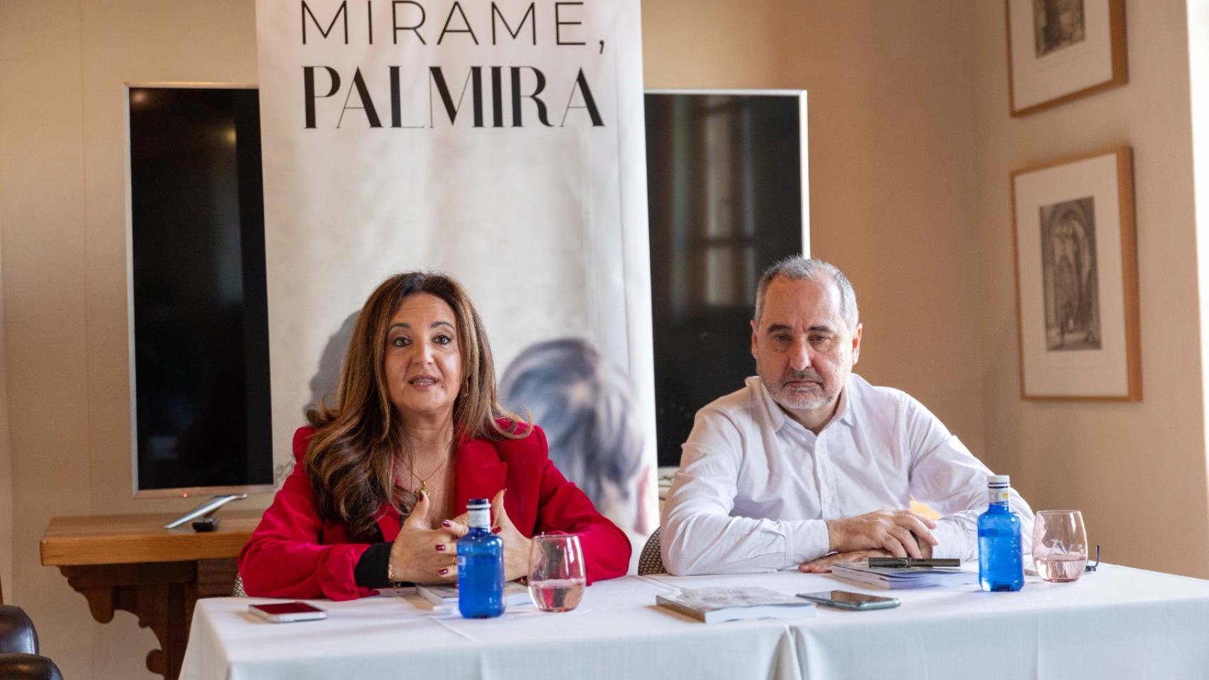 Presentación en Toledo de la novela Mírame, Palmira de Cruz Galdón