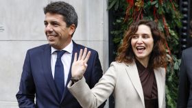 Isabel Díaz Ayuso y Carlos Mazón, este martes en Madrid antes de empezar la cumbre económica entre ambas autonomías
