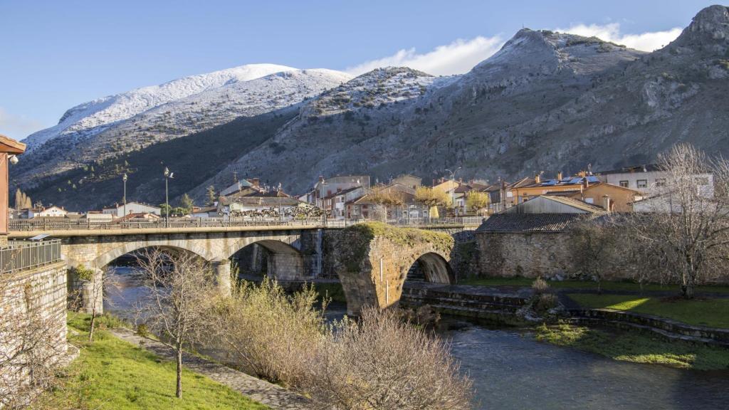 Imagen de la localidad de Velilla del Río Carrión, en Palencia, uno de los municipios que participan en Holapueblo