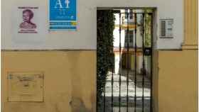 Imagen de archivo de la entrada de unos apartamentos turísticos en Sevilla./