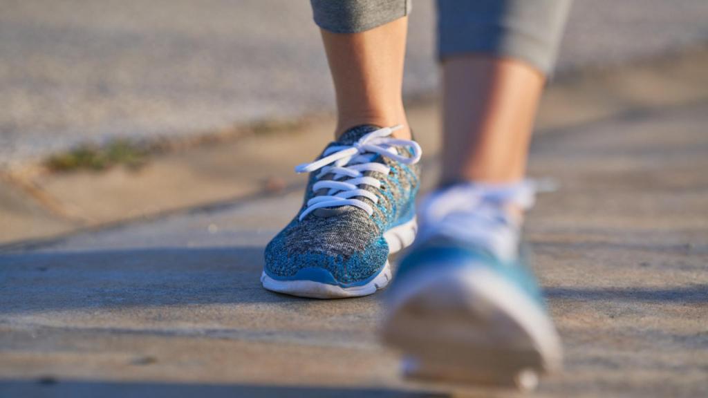El ejercicio más beneficioso que caminar y recomendado en España a partir de los 60