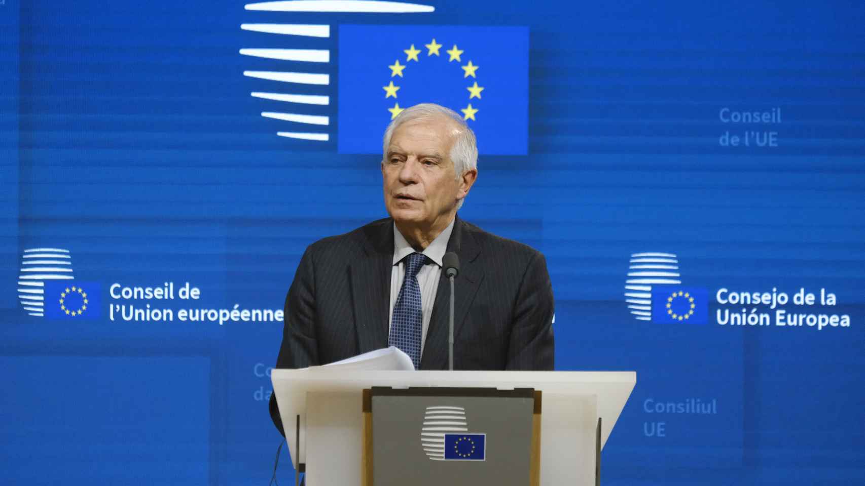 El jefe de la diplomacia comunitaria, Josep Borrell, durante una rueda de prensa este lunes en Bruselas