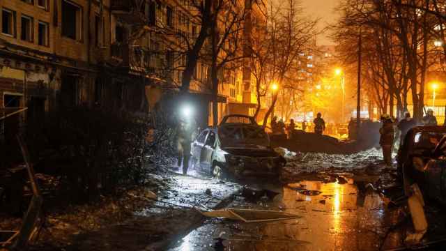 Secuelas del ataque con misiles rusos en Kiev