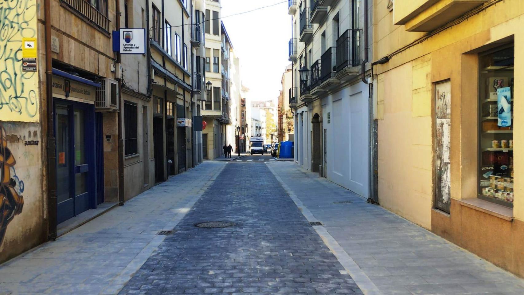 La calle Martínez Villergas tras las obras