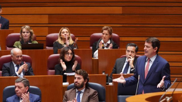 El presidente de la Junta, Alfonso Fernández Mañueco, durante el Pleno de las Cortes de Castilla y León