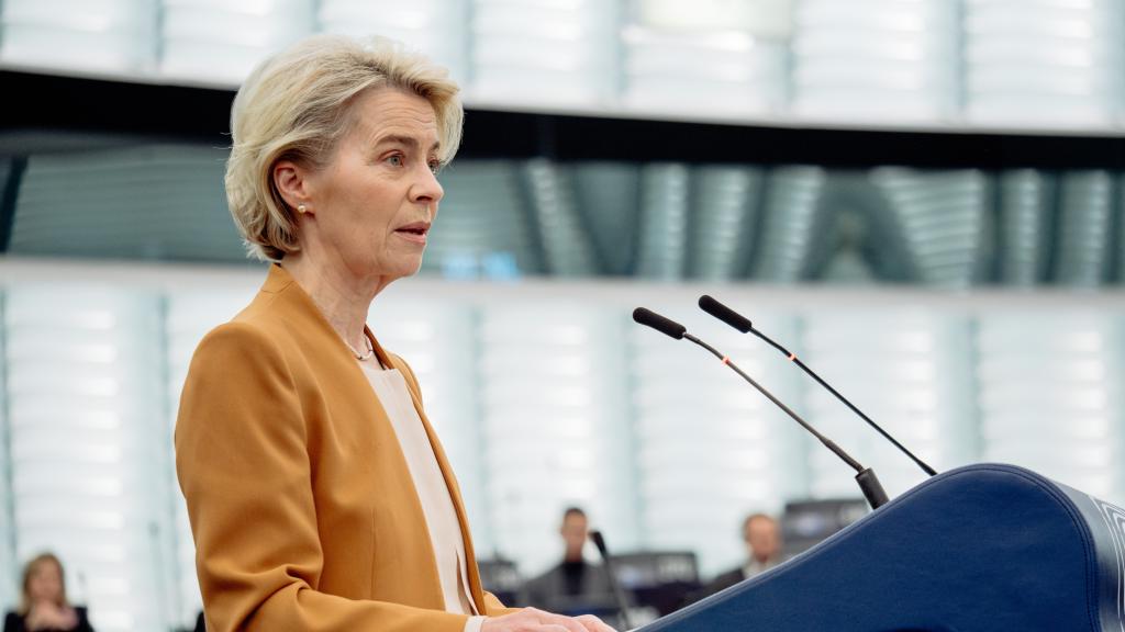 La presidenta de la Comisión, Ursula von der Leyen, durante un debate este miércoles en la Eurocámara