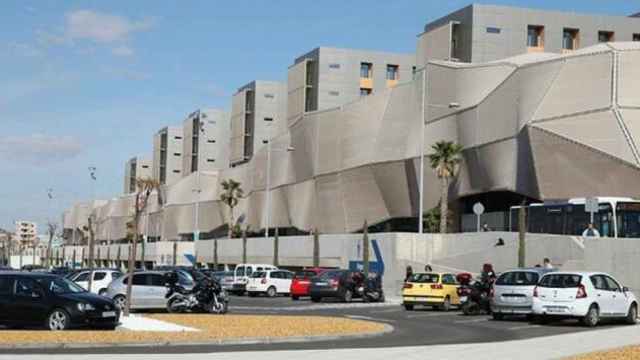 Hospital Santa Lucía de Cartagena donde han ingresado las dos hermanas de 20 y 21 años atacadas por un perro.
