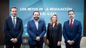 De izquierda a derecha: Gonzalo Salafranca (Philip Morris Spain), Eduardo Ortega (EL ESPAÑOL), Pilar Galán (KPMG Abogados) e Iván Jaenés (Osborne).