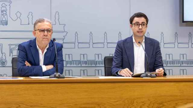 Los concejales socialistas en el Ayuntamiento de Salamanca Fidel Francés y José Luis Mateos