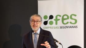 El presidente de la Federación Empresarial Segoviana (FES), Andrés Ortega, en la celebración del Vino de Navidad