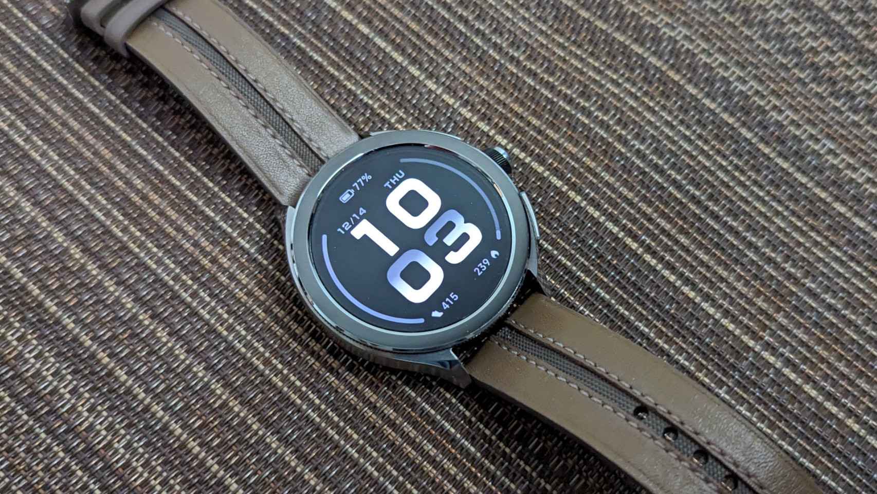 El Xiaomi Watch 2 Pro permite usar todo tipo de esferas de reloj
