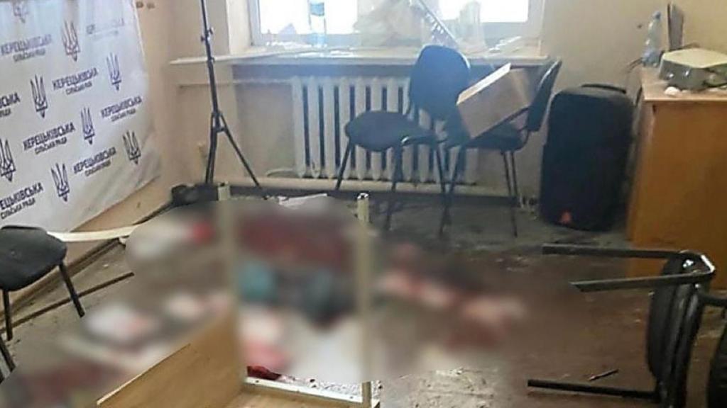 Así ha quedado el interior de la sala en la que se han detonado las granadas.