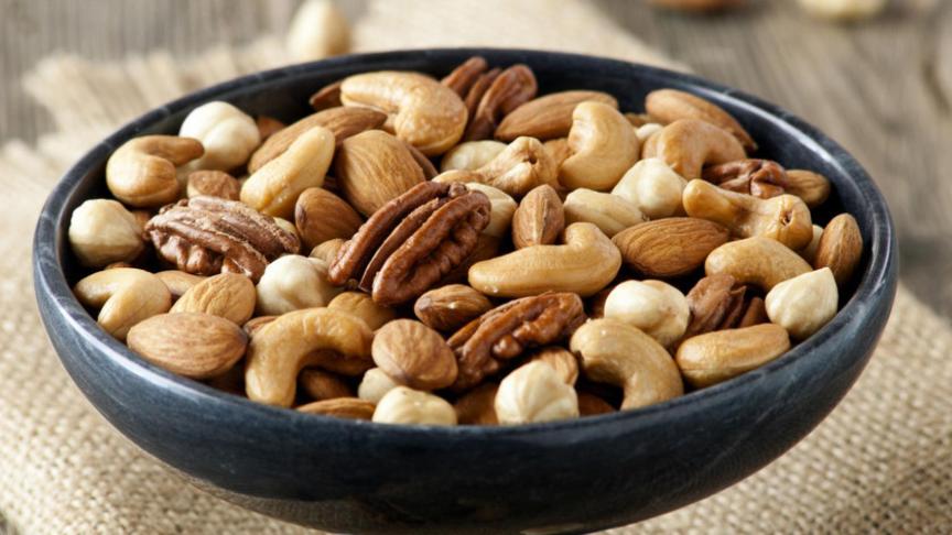El fruto seco típico de la Navidad que supera al plátano en potasio y