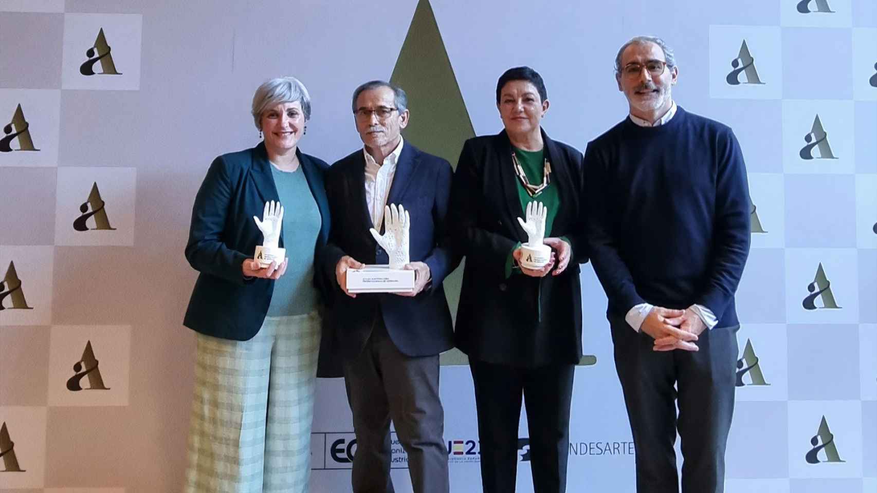 Galicia recibe tres galardones en los Premios Nacionales de Artesanía 2023.