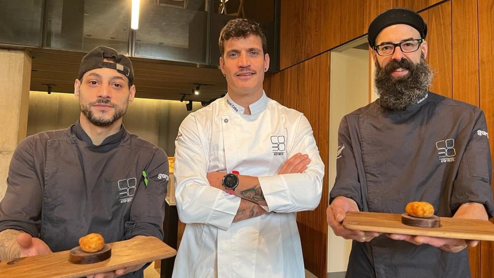 De izquierda a derecha: Semir Mohijamed, Miguel Cobo y Guillermo Carballeda.